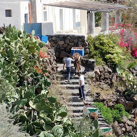 Giardino Dei Carrubi- Al Gradino 365 Bed & Breakfast *