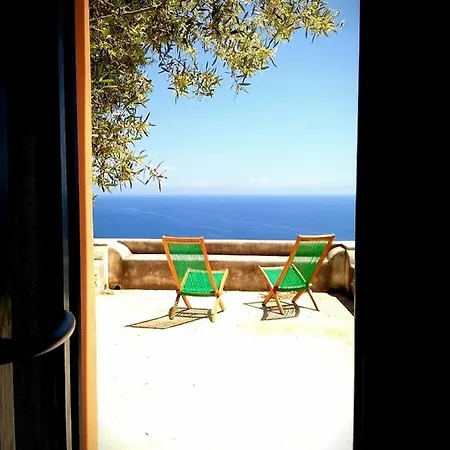 Bed & Breakfast Giardino Dei Carrubi- Al Gradino 365